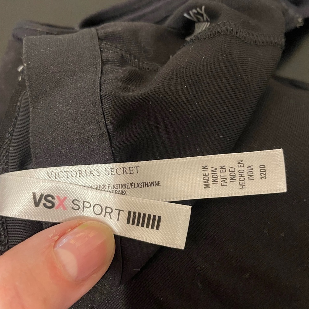 Victoria's Secret Black Zip-Front Sports Bra - Picture 4 of 5